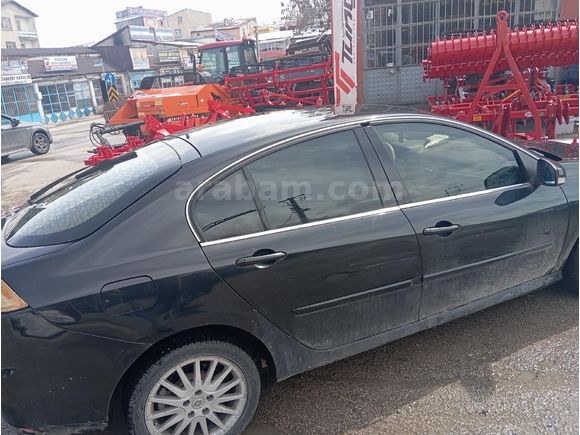 Sahibinden Renault Laguna 1.5 dCi Privilege 2009 Model  407.000 km Siyah