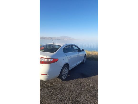 Sahibinden Renault Fluence 1.5 dCi Touch 2015 Model