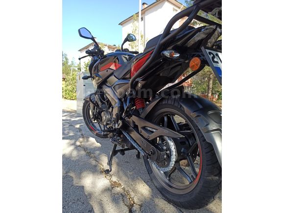 Sahibinden Bajaj Pulsar NS 200 UG