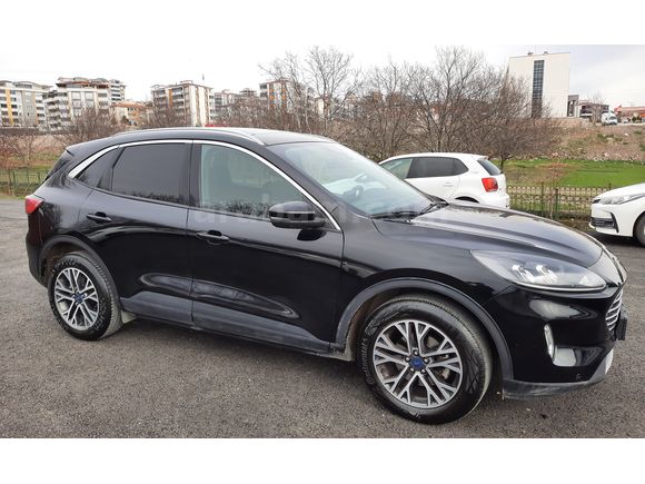 Sahibinden Ford Kuga 1.5 EcoBoost Titanium 2023 Model 