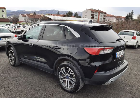 Sahibinden Ford Kuga 1.5 EcoBoost Titanium 2023 Model 