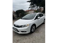 Sahibinden Honda Civic 1.6i VTEC Eco Elegance 2013 Model 
