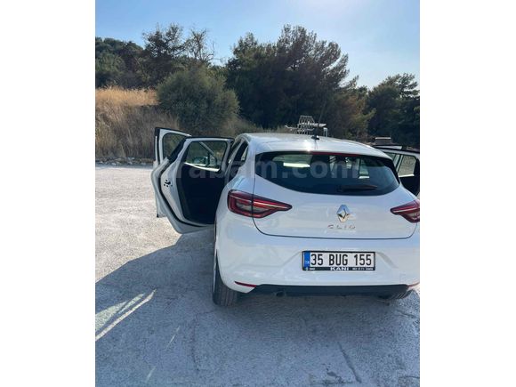 Sahibinden Renault Clio 1.0 SCe Joy 2022 Model 