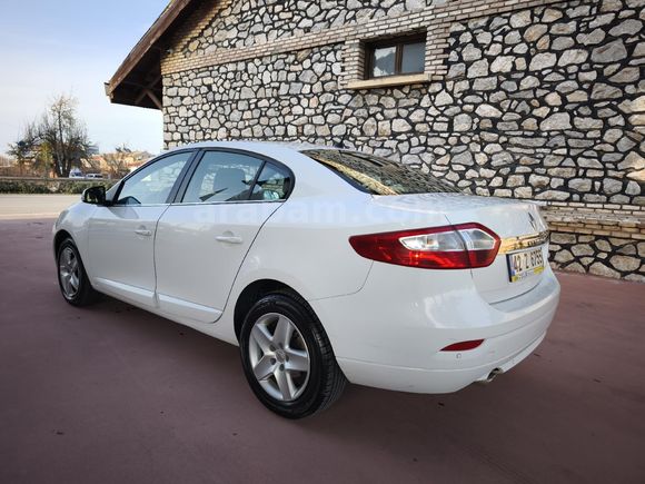 Hatasız Boyasız Tramersiz  Fluence 1.5 dCi Touch 2015 Model Konya
