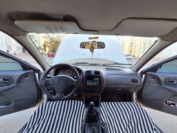 Sahibinden Mazda 323 1.5 2000 Model  315 km Beyaz
