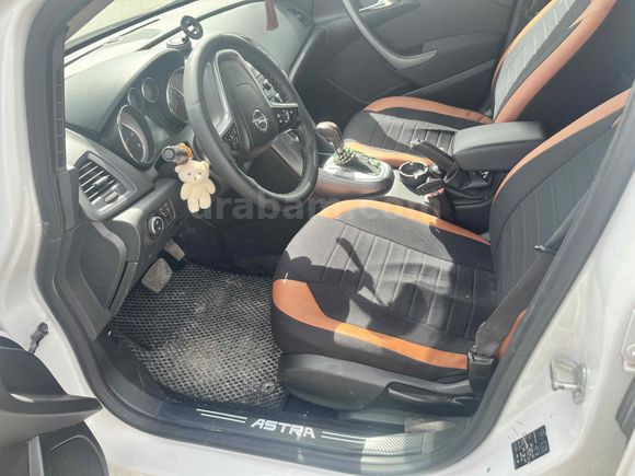 Sahibinden Opel Astra 1.6 CDTI Design 2017 Model  199.000 km Beyaz
