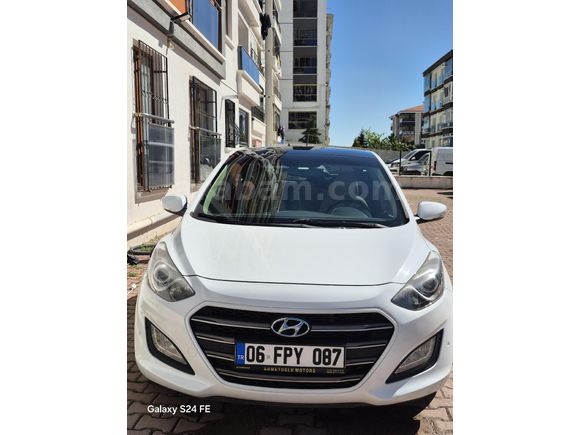Sahibinden Hyundai i30 1.6 CRDi Elite 2016 Model Ankara 137.000 km Beyaz