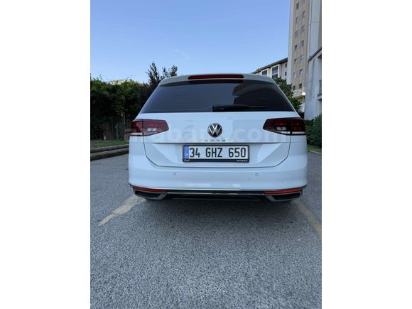 Volkswagen Passat Variant 1.5 TSI Business 2023