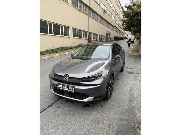 2025 C4 MAX 2500 KM HATASIZ CAM TAVAN + F1 + FULL OPSİYON