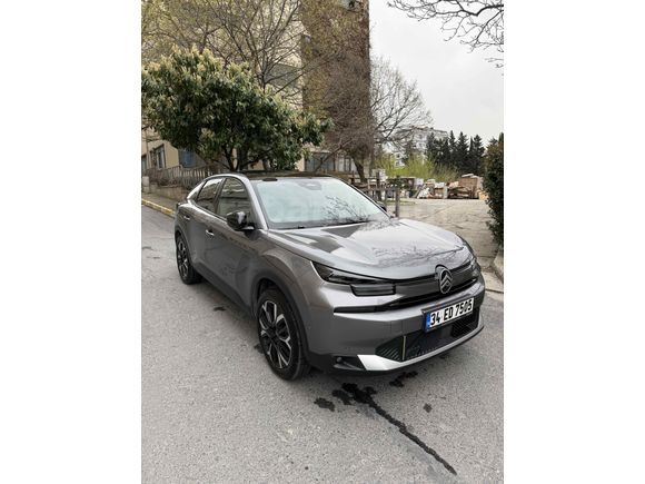2025 C4 MAX 2500 KM HATASIZ CAM TAVAN + F1 + FULL OPSİYON