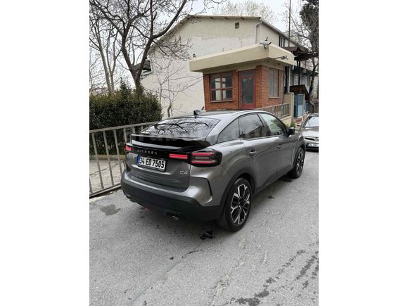 2025 C4 MAX 2500 KM HATASIZ CAM TAVAN + F1 + FULL OPSİYON