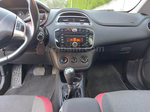 Sahibinden Fiat Punto 1.4 Easy S&S 2012 Model