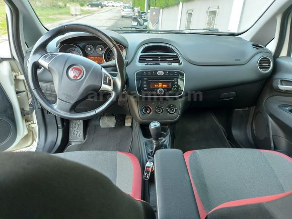 Sahibinden Fiat Punto 1.4 Easy S&S 2012 Model