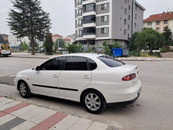 Sahibinden Temiz Cordoba 2005 Dizel