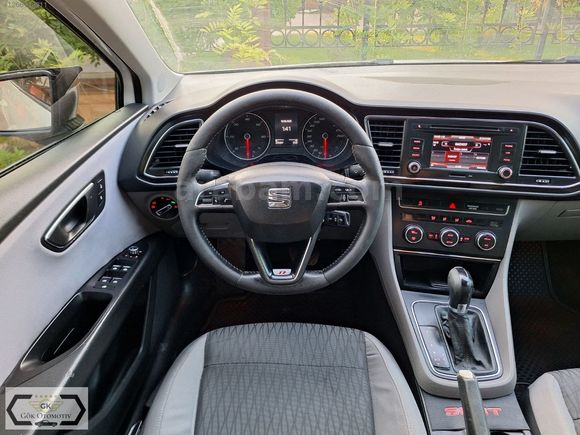 SEAT LEON 1.6 TDİ CR STYLE OTOMATİK DSG