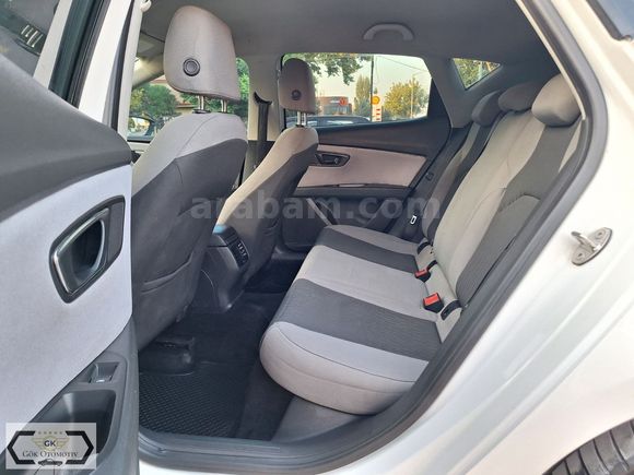 SEAT LEON 1.6 TDİ CR STYLE OTOMATİK DSG