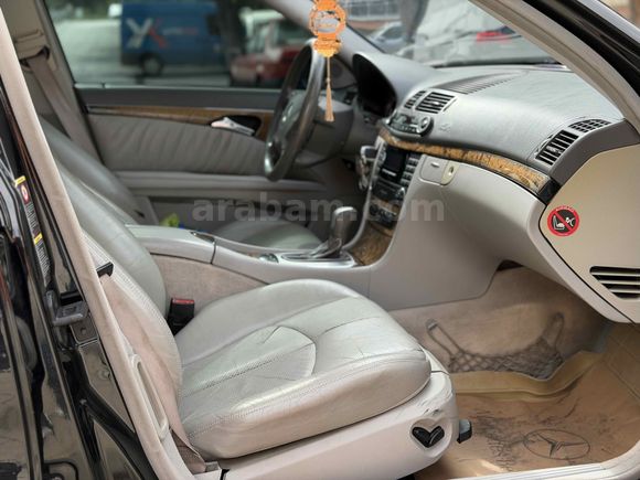 FEVZİ SÜLDÜR'DEN 2004 MODEL MERCEDES-BENZ E 200 KOMP. AVANTGARDE // DEĞİŞENSİZ