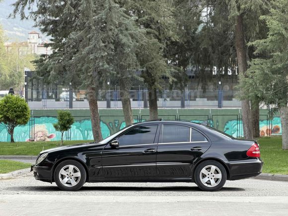 FEVZİ SÜLDÜR'DEN 2004 MODEL MERCEDES-BENZ E 200 KOMP. AVANTGARDE // DEĞİŞENSİZ