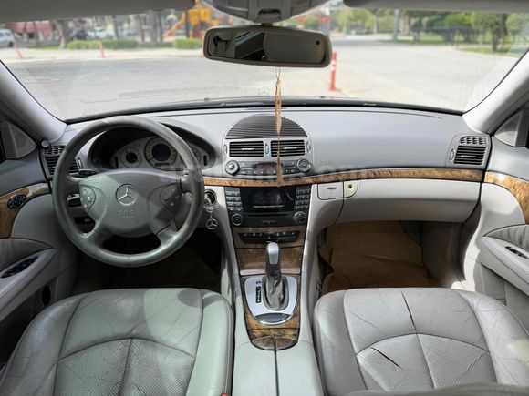 FEVZİ SÜLDÜR'DEN 2004 MODEL MERCEDES-BENZ E 200 KOMP. AVANTGARDE // DEĞİŞENSİZ
