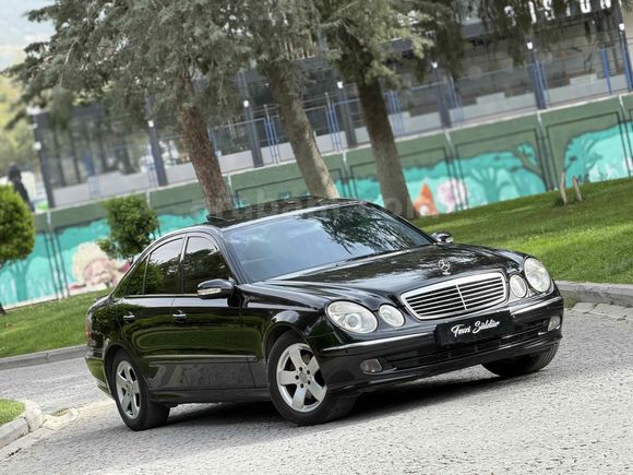 FEVZİ SÜLDÜR'DEN 2004 MODEL MERCEDES-BENZ E 200 KOMP. AVANTGARDE // DEĞİŞENSİZ