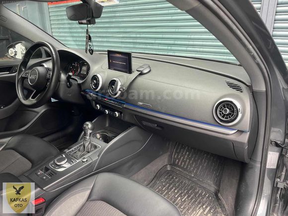 1.59 ORANLA 110BİNDE 1.6TDI OTOMATİK TÜM BAKIMLARI YAPILMIŞ