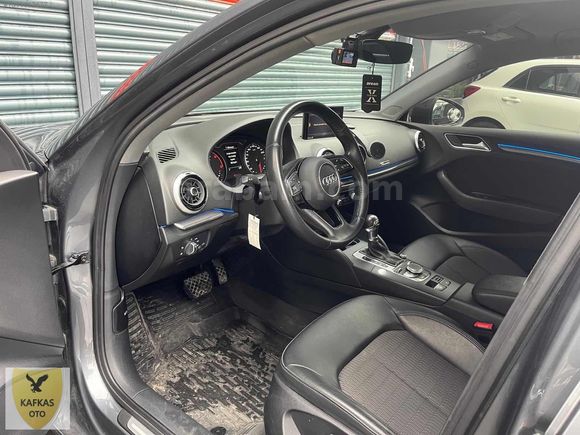 1.59 ORANLA 110BİNDE 1.6TDI OTOMATİK TÜM BAKIMLARI YAPILMIŞ