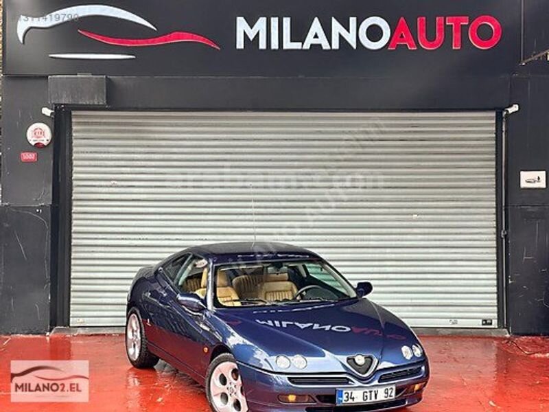 Galeriden Alfa Romeo GTV 2.0 TS 2002 Model İstanbul 103.000 km Mavi