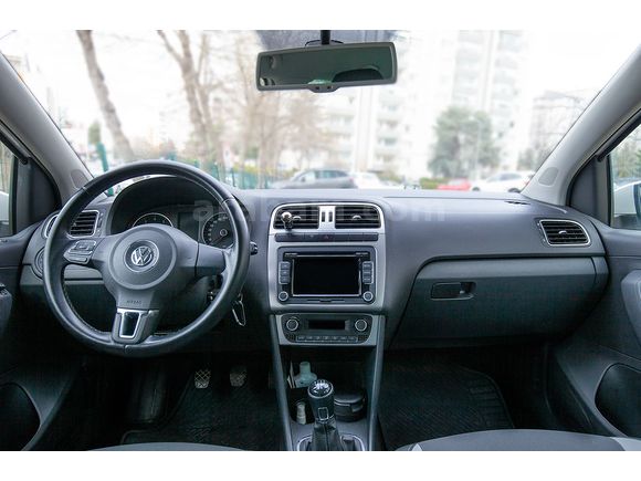 İLK SAHİBİNDE DEĞİŞENSİZ SORUNSUZ ÇOK TEMİZ VOLKSWAGEN POLO 1.4 CHROME EDITION 
