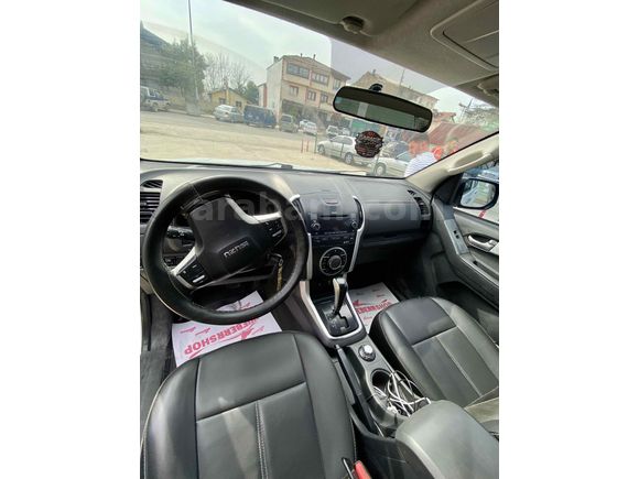 Sahibinden Isuzu D-Max 2.5 4x4 V-Cross 2016 Model 