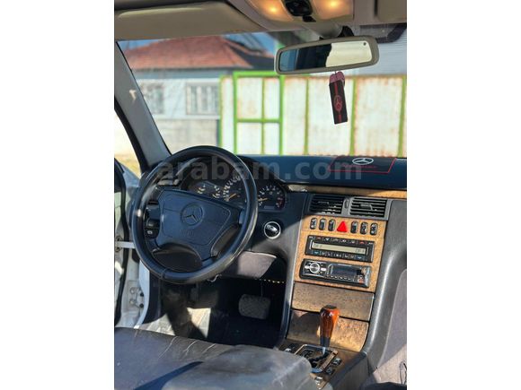 Sahibinden Mercedes - Benz E 200 Kompressor Avantgarde 1999 Model 