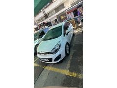 1.4CRDİ 95 Km de hatasız boyasız dosta gider 