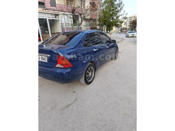 Galeriden Ford Focus 2.0 Ghia 2001 Model Ankara