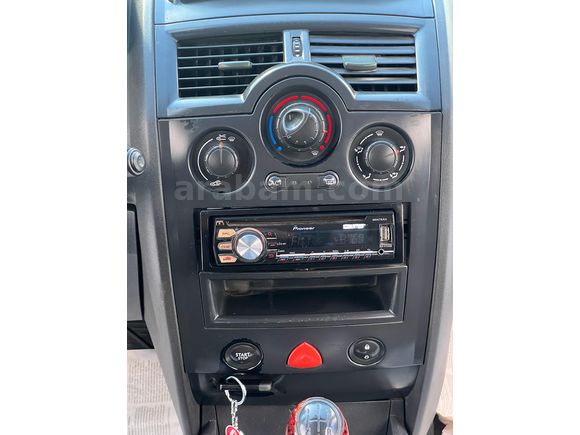 2008 MODEL 1.5 DCİ MANUEL VİTES FUL BAKIMLI MEGANE II