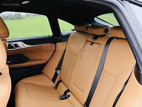 BMW İ4 eDrive 40 M Sport
