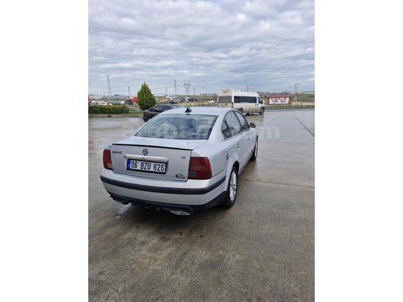 Sahibinden Volkswagen Passat 1.8 Basic 1999 Model