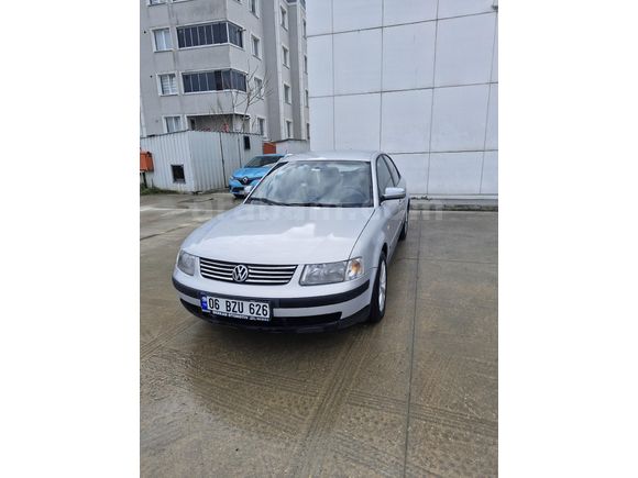 Sahibinden Volkswagen Passat 1.8 Basic 1999 Model