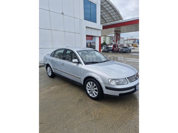 Sahibinden Volkswagen Passat 1.8 Basic 1999 Model