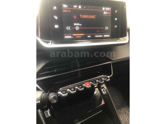 Sahibinden Peugeot 208 1.2 PureTech Allure Selection 2022 Model 