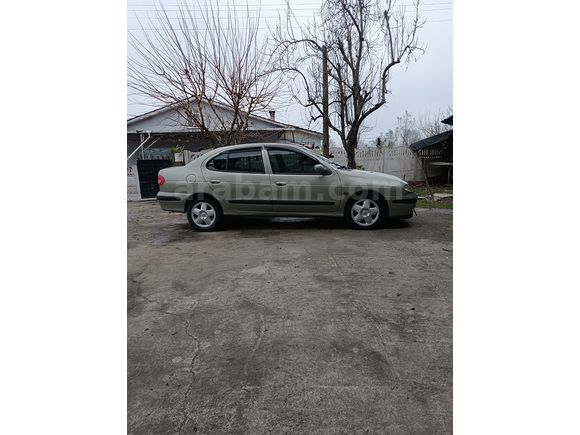 Sahibinden Renault Megane 1.6 RXi 2001 Model