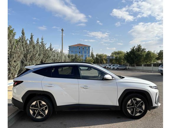 Sahibinden Hyundai Tucson 1.6 CRDi Prime 2024 Model 