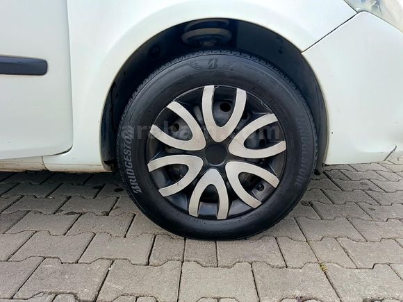 Sahibinden Renault Clio 1.5 dCi Authentique Edition 2012 Model  18100km Beyaz
