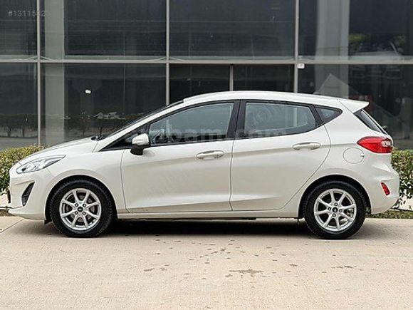 25 BİN KM'DE SIFIR GİBİ HATASIZ BOYASIZ FORD FİESTA