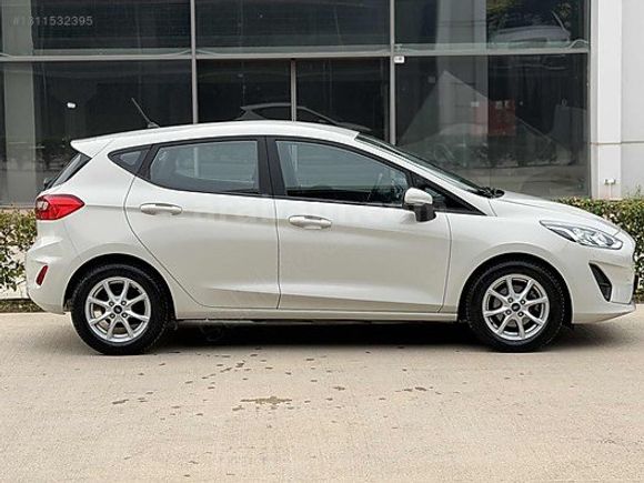 25 BİN KM'DE SIFIR GİBİ HATASIZ BOYASIZ FORD FİESTA