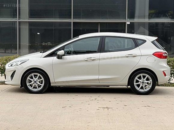 25 BİN KM'DE SIFIR GİBİ HATASIZ BOYASIZ FORD FİESTA
