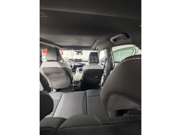 Sahibinden Peugeot e-3008 Allure 2024 Model