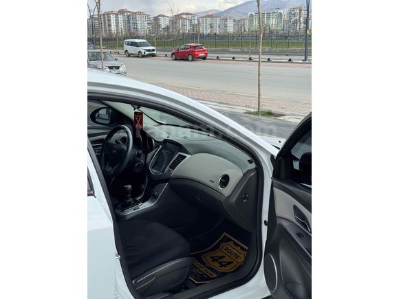 Sahibinden Chevrolet Cruze 1.6 LS 2010 Model 