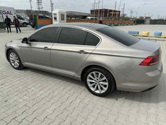 Sahibinden Volkswagen Passat 1.6 TDi Business 2019 Model Van 160.000 km Şampanya