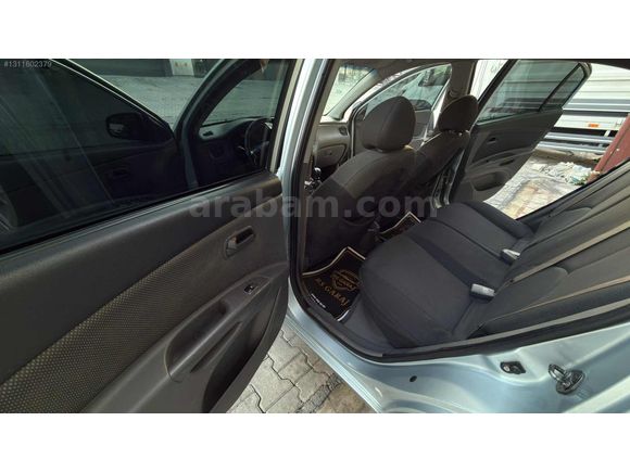 KİA RİO 1.5 CRDI EX COMFORT