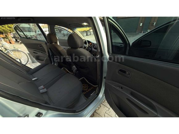 KİA RİO 1.5 CRDI EX COMFORT
