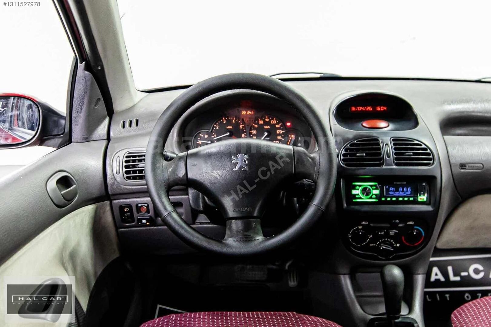 Galeriden Peugeot 206 1.4 XT 2004 Model İstanbul 221.000 km Kırmızı 4